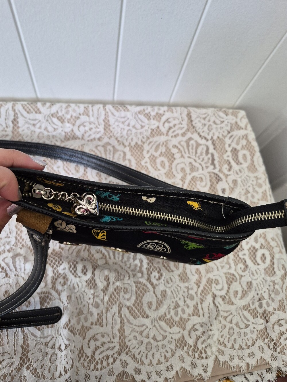 Kathy Von Zeeland Purse - Picture 12 of 16